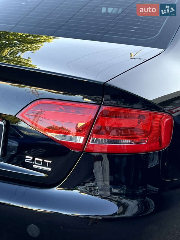 Седан Audi A4 2011 в Одессе