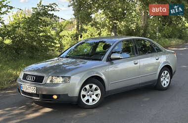 Седан Audi A4 2001 в 