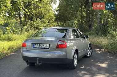 Седан Audi A4 2001 в 