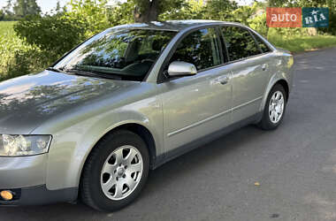 Седан Audi A4 2001 в 