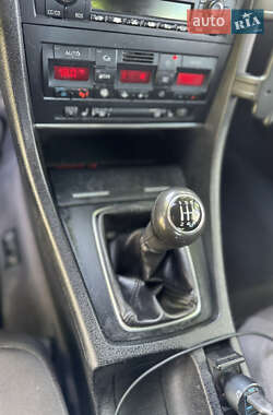 Седан Audi A4 2001 в 