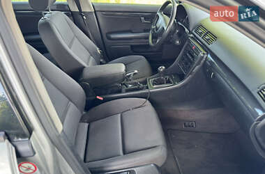 Седан Audi A4 2001 в 