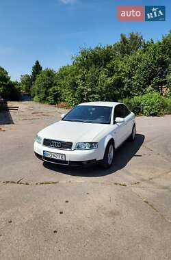 Седан Audi A4 2002 в Літині