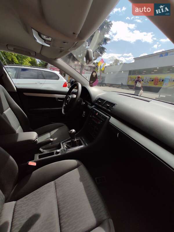 Седан Audi A4 2006 в Каменском