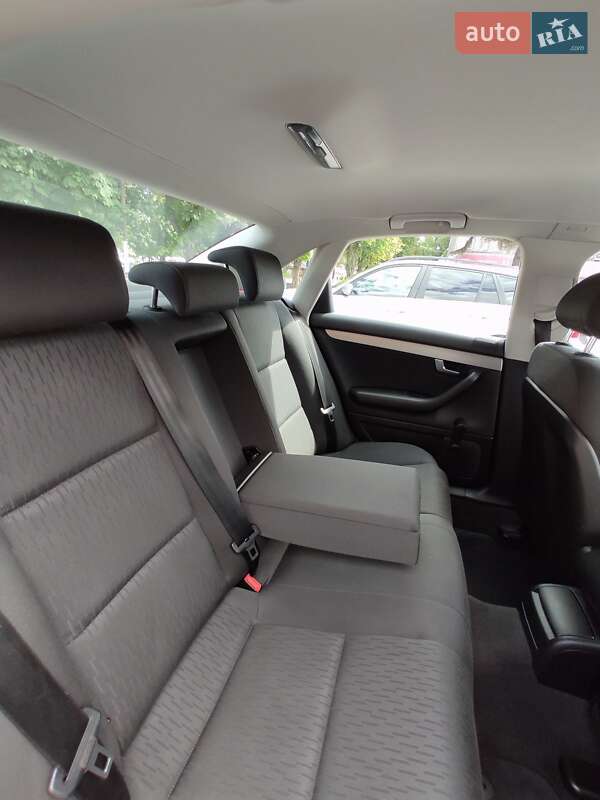 Седан Audi A4 2006 в Каменском