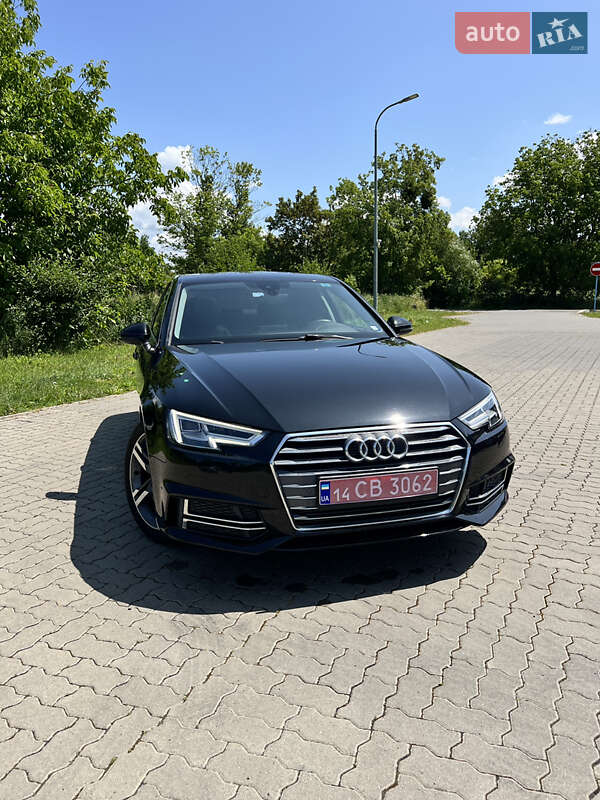 Седан Audi A4 2017 в 