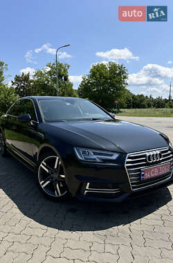 Седан Audi A4 2017 в 