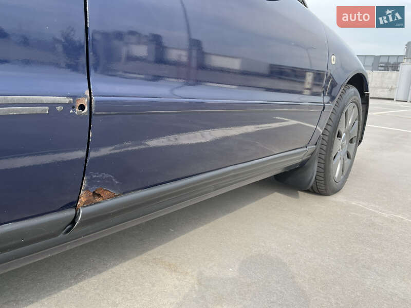 Седан Audi A4 1997 в Киеве