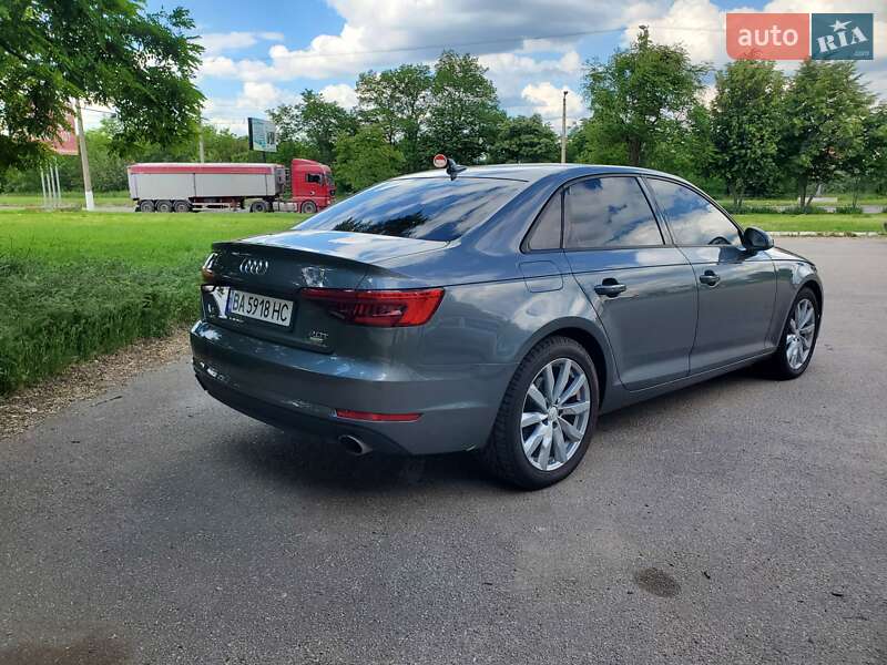 Седан Audi A4 2016 в Кропивницком