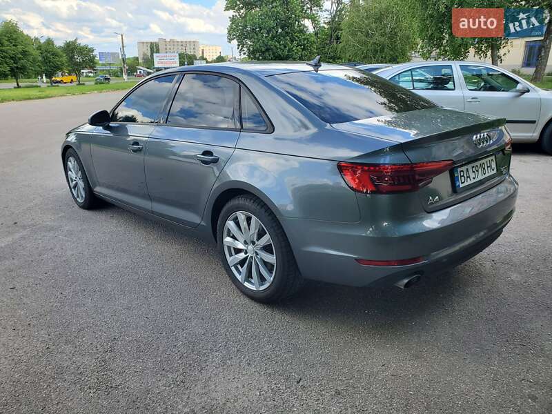 Седан Audi A4 2016 в Кропивницком