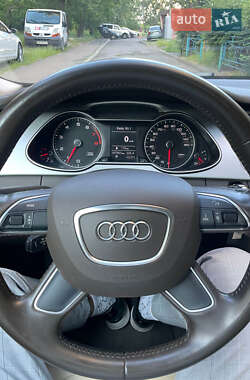Седан Audi A4 2015 в 