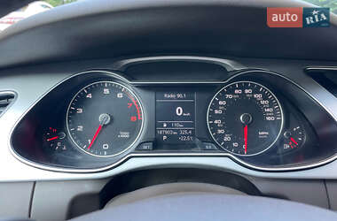 Седан Audi A4 2015 в 