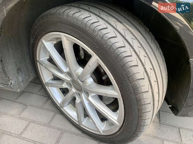Седан Audi A4 2014 в Каменском фото 20 Седан Audi A4 2014 в Каменском