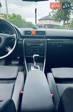 Универсал Audi A4 2002 в 