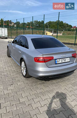 Седан Audi A4 2014 в 