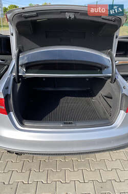 Седан Audi A4 2014 в 
