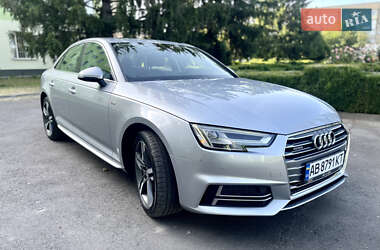Седан Audi A4 2018 в 
