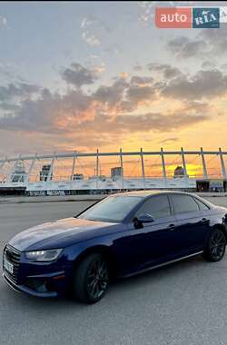 Седан Audi A4 2019 в Одесі