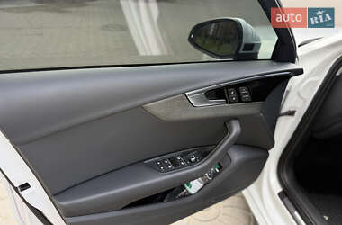 Седан Audi A4 2020 в 