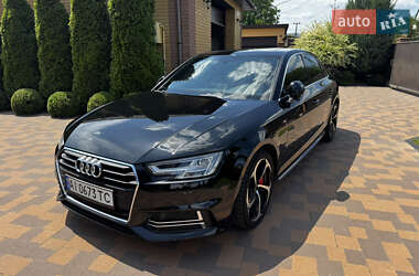 Седан Audi A4 2016 в 