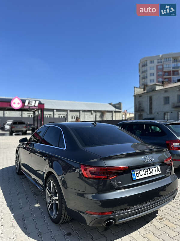 Седан Audi A4 2016 в Львове