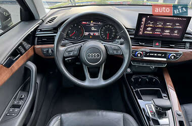 Седан Audi A4 2020 в 