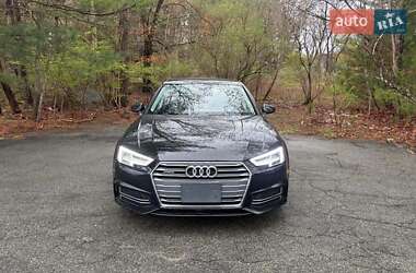 Седан Audi A4 2018 в 