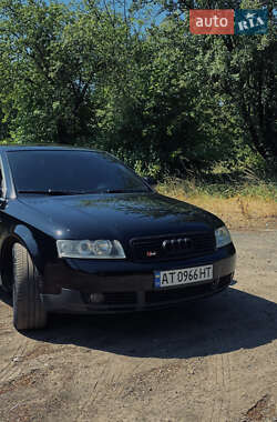 Седан Audi A4 2001 в 