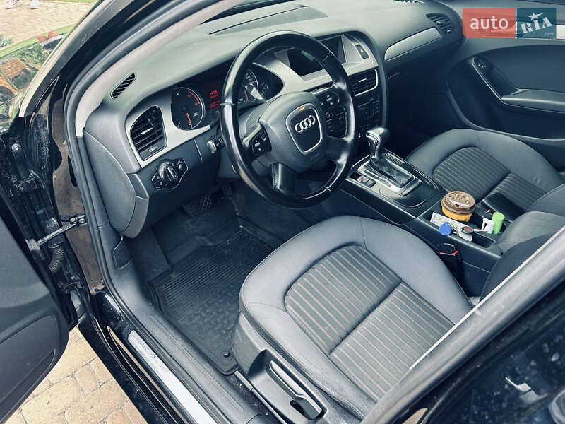Седан Audi A4 2009 в Киеве