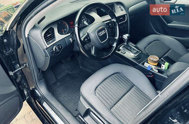 Седан Audi A4 2009 в 