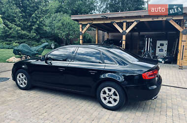 Седан Audi A4 2009 в 