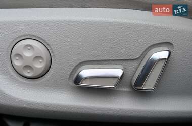 Седан Audi A4 2013 в 