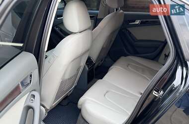 Седан Audi A4 2013 в 