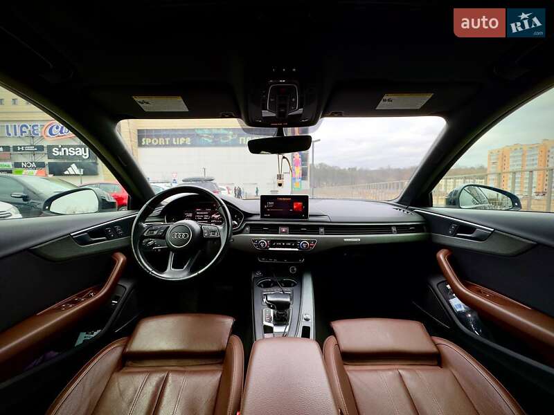 Седан Audi A4 2018 в Львове