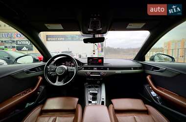Седан Audi A4 2018 в 