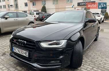 Седан Audi A4 2014 в 