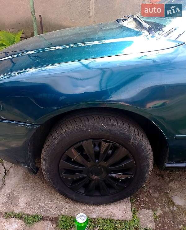Седан Audi A4 1995 в Мукачево