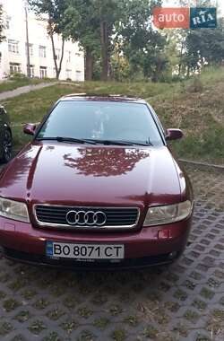 Седан Audi A4 1999 в 