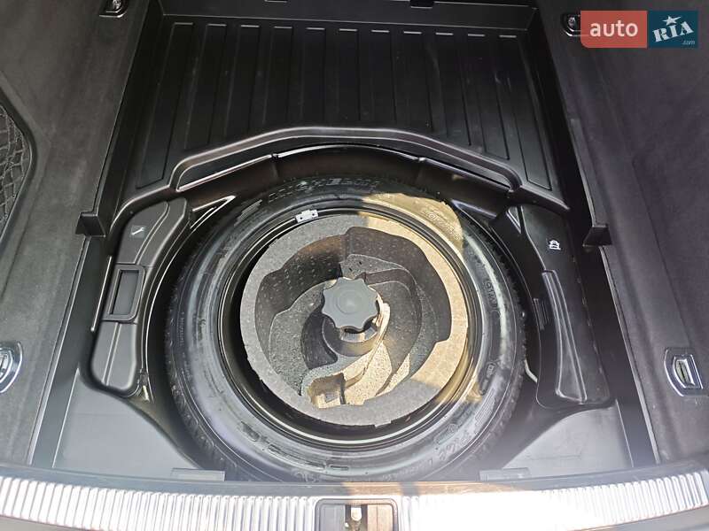 Универсал Audi A4 2006 в Сарнах