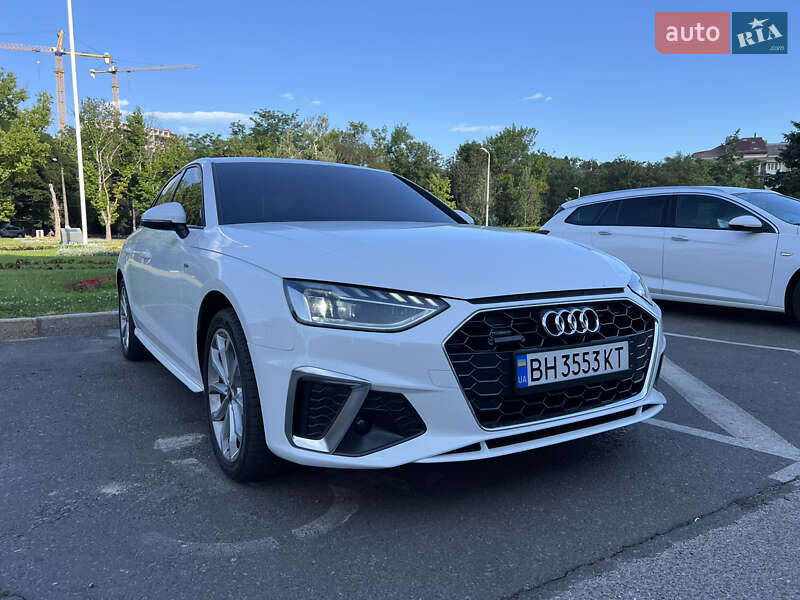 Audi A4 2021