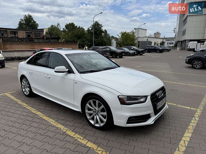 Седан Audi A4 2013 в Киеве