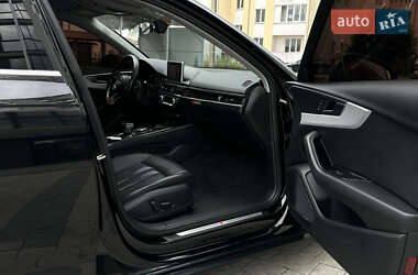 Седан Audi A4 2018 в 