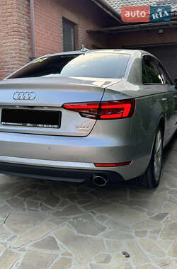 Седан Audi A4 2017 в 