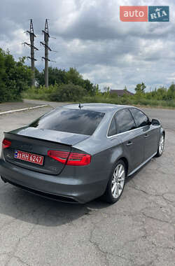 Седан Audi A4 2015 в 