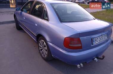 Седан Audi A4 1996 в 