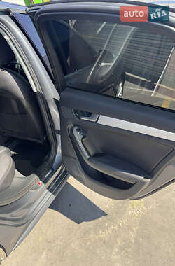 Седан Audi A4 2014 в 