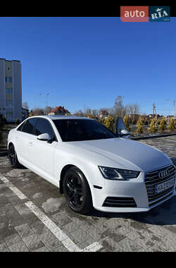 Седан Audi A4 2016 в 
