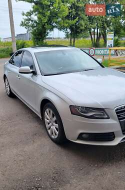 Седан Audi A4 2012 в 