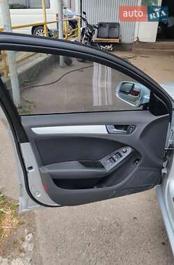 Седан Audi A4 2012 в 