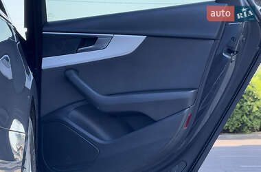 Универсал Audi A4 2016 в 